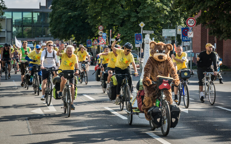 Start der „Tour de Verkehrswende“: Rad-Demo für feministische Mobilitätspolitik