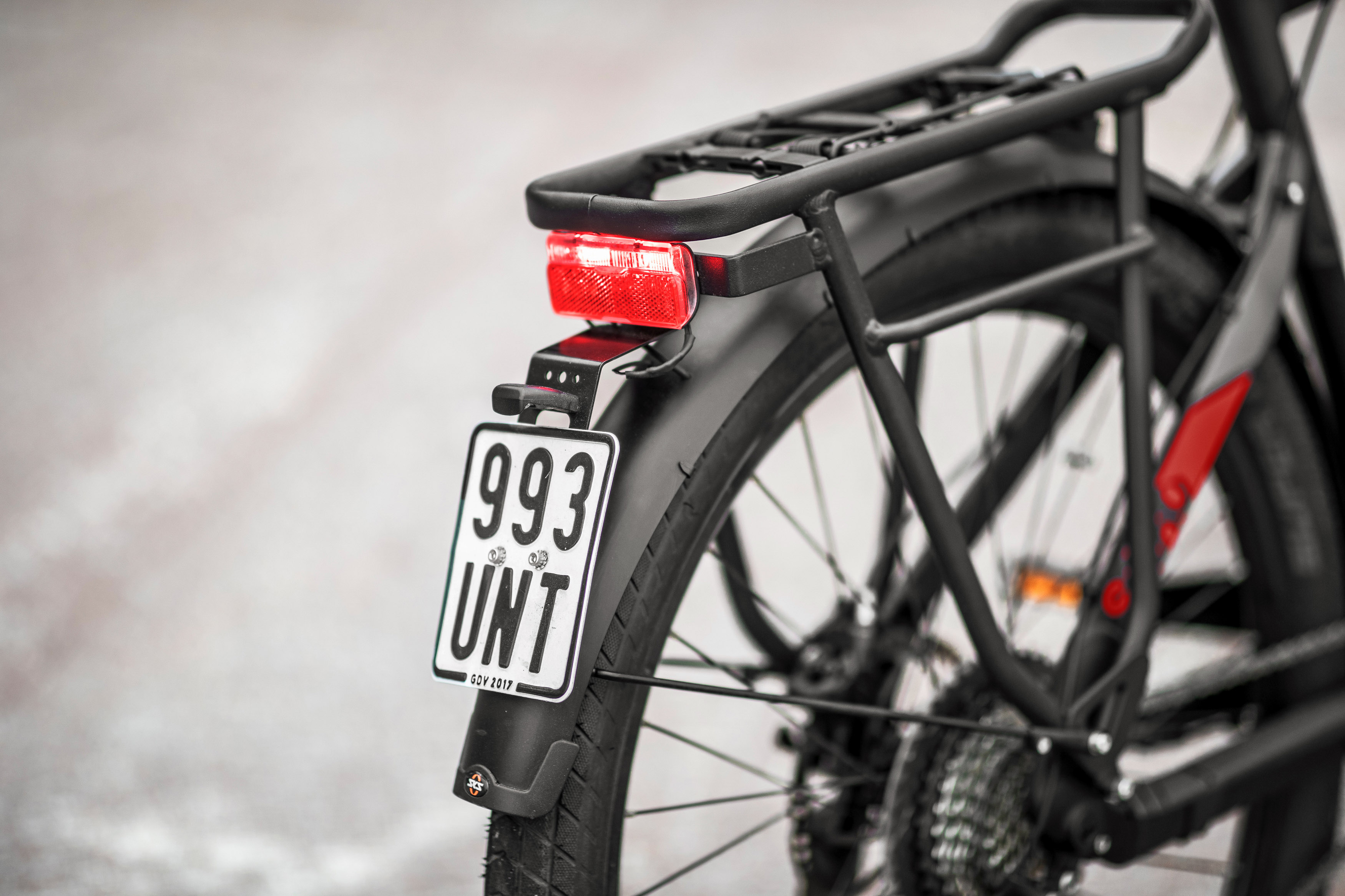 EU-Kommission knöpft sich E-Bikes vor: S-Pedelecs auf Radwege?