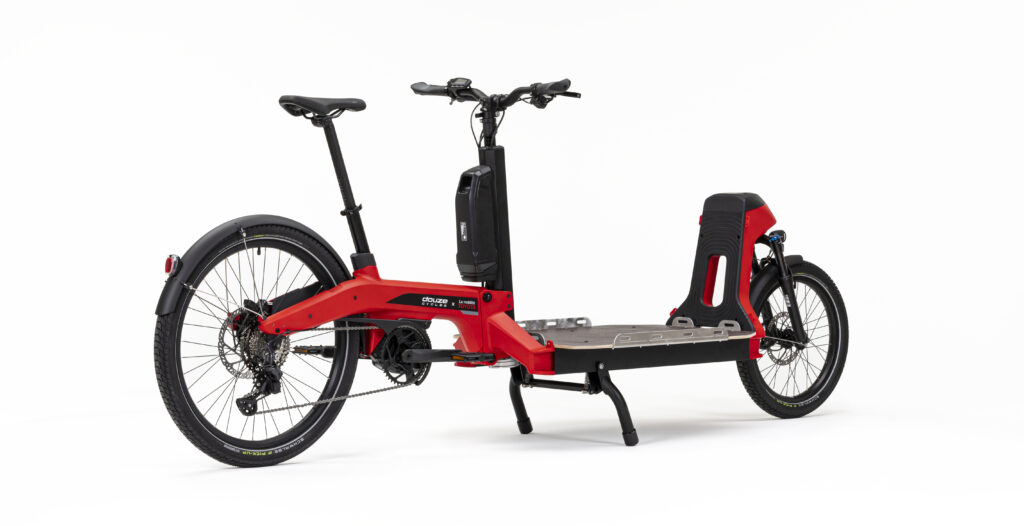 Toyota hat sich mit dem französischen Lastenradhersteller Douze Cycles zusammengetan, um ein neues Cargo-E-Bike zu vertreiben.