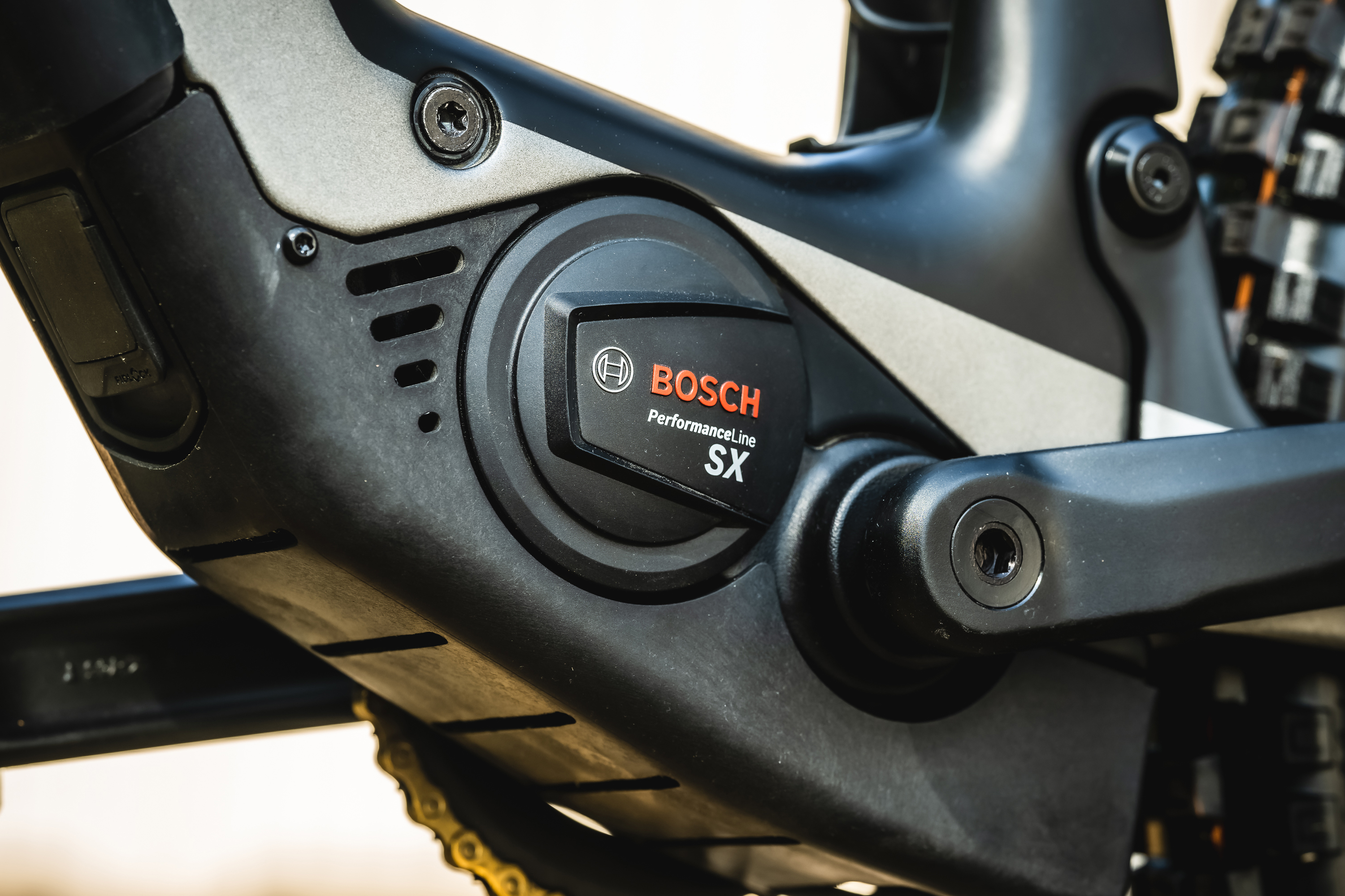 Neuer Bosch SX-Motor im Test: Stärker und leichter als TQ & Co?
