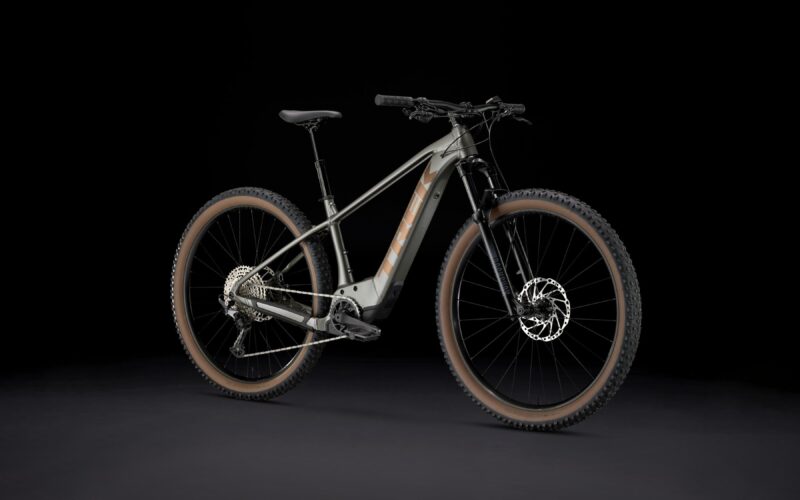 Neues Trek Marlin+ E-Bike: E-MTB-Hardtail mit Allround-Performance