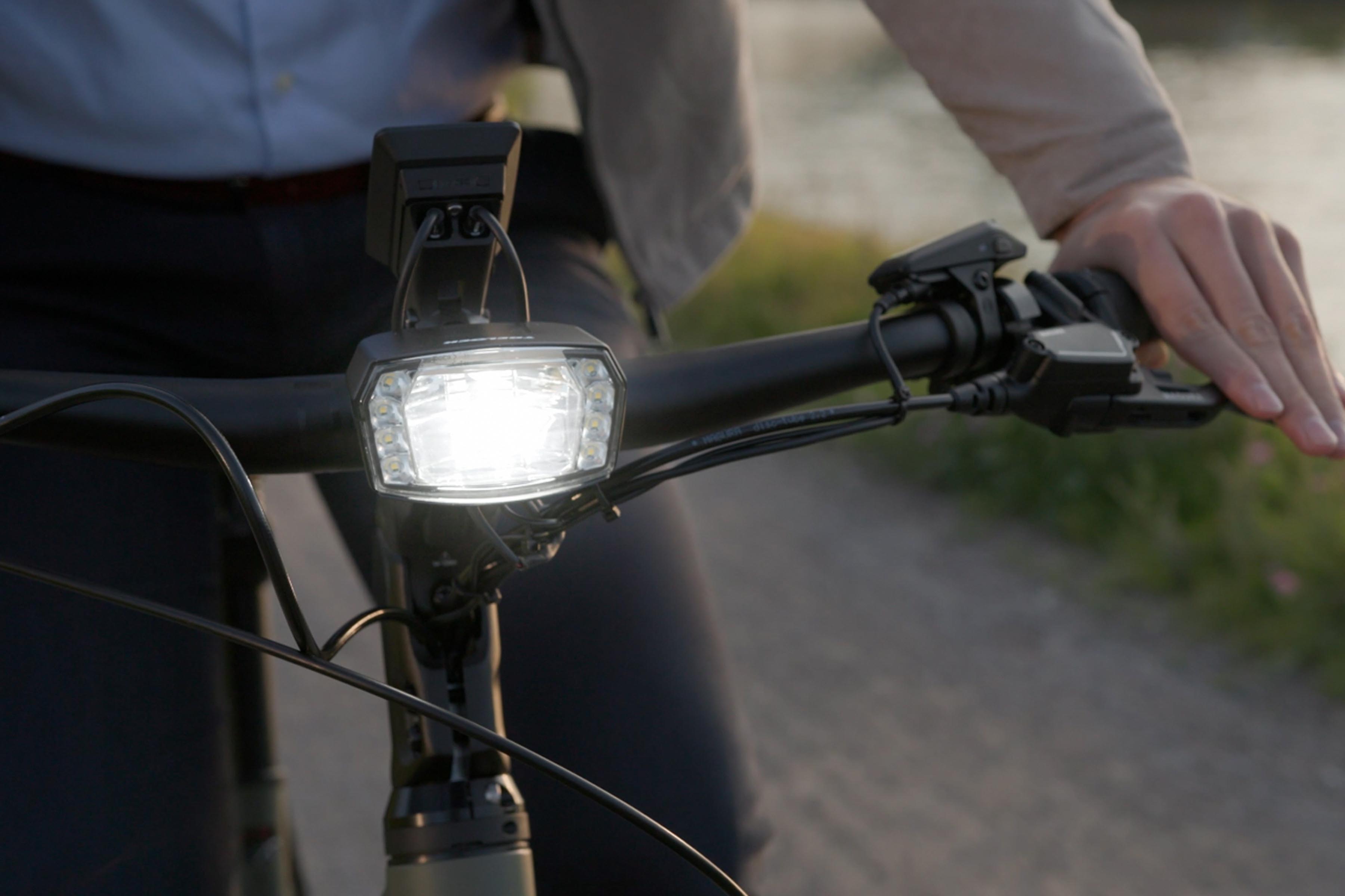 Neue Trelock LS990 Lighthammer Pro: E-Bike-Lampe mit bis zu 300 Lux