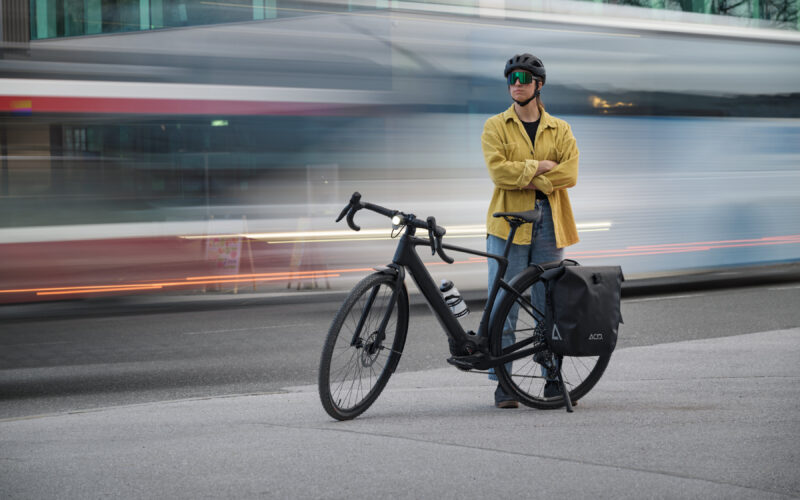 Neues Cube Nuroad Hybrid E-Gravel Bike: Mit Bosch SX zwischen Abenteuer & Büro