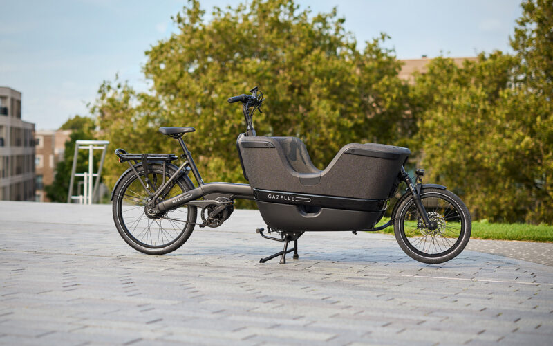 Neues Gazelle Makki Travel Lastenrad: Familien Long John mit Bosch-Motor & ABS