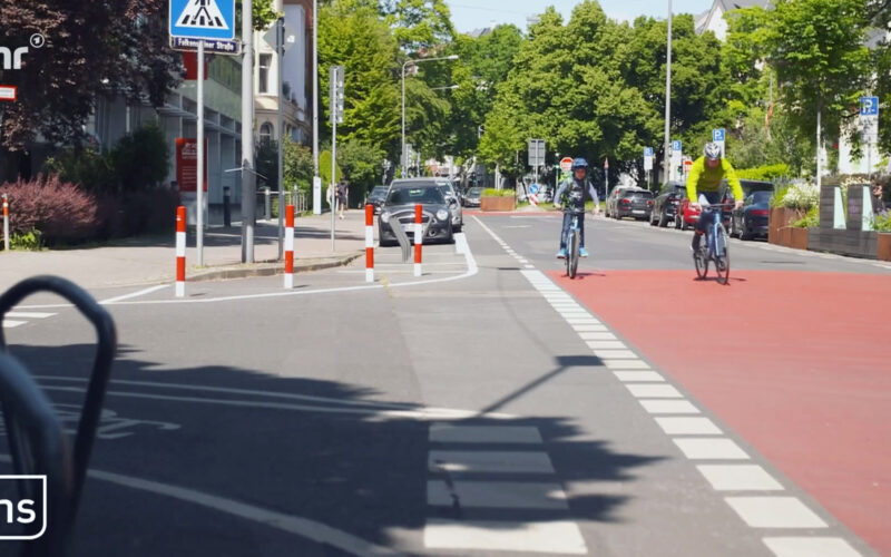Erfolg für neue Fahrradstraßen in Frankfurt: Ein F in FFM steht für „Fahrrad“
