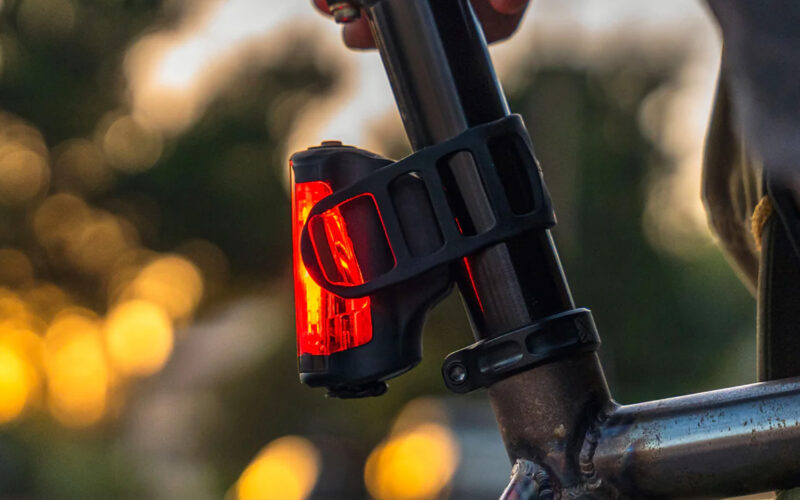 Lezyne Radar StVZO Rücklicht: Neue Konkurrenz für Garmin Varia & Co.