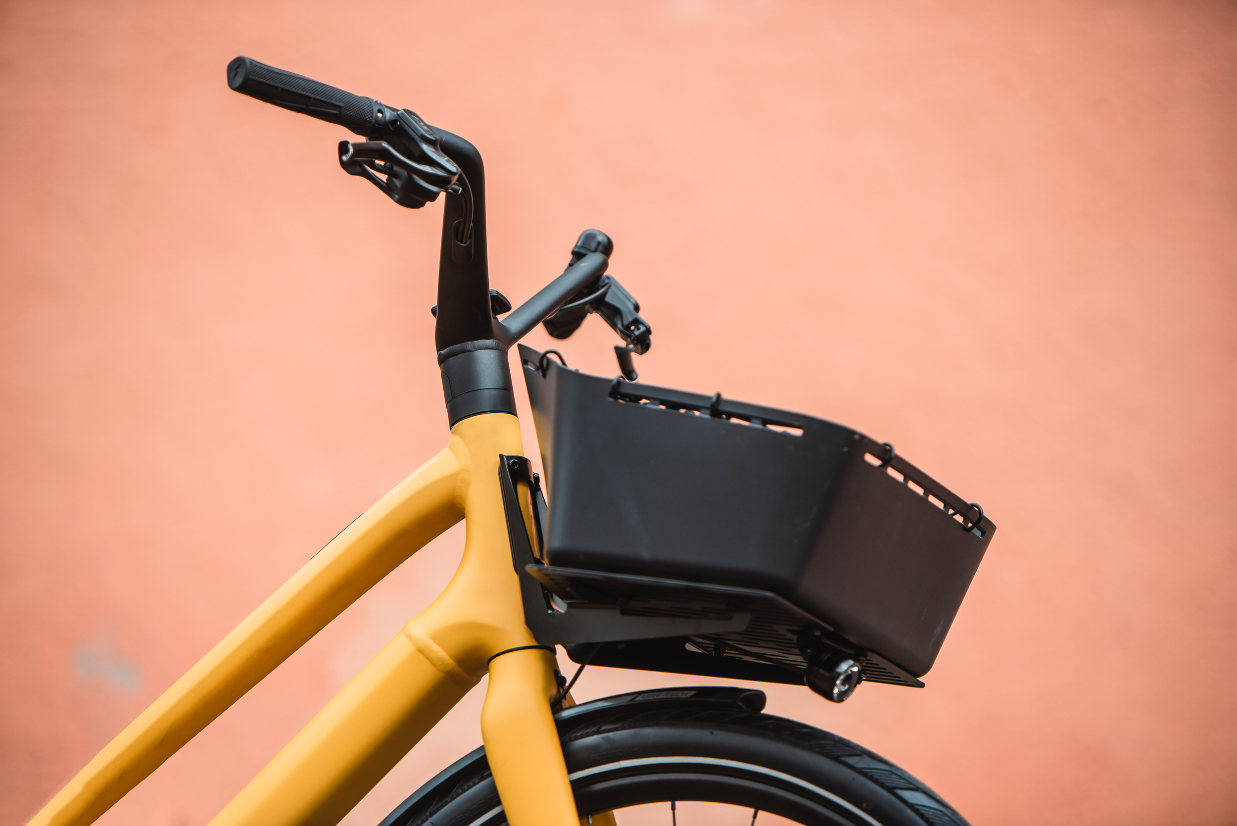 Sicherheitshinweis für Specialized Turbo Como SL: Nutzung wegen möglicher Gabelschäden untersagt