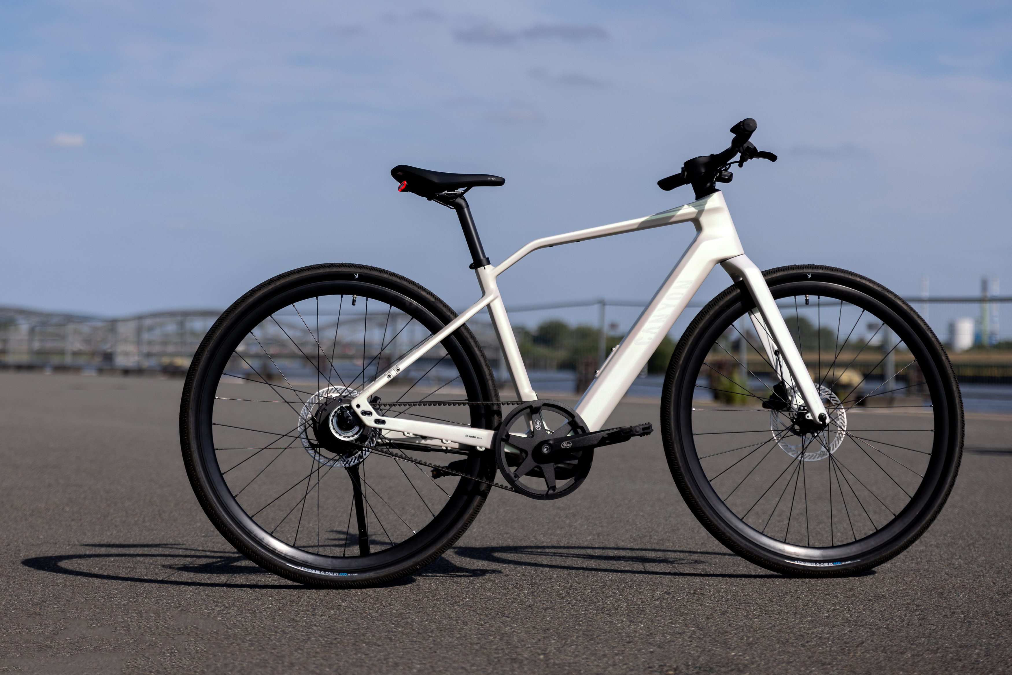Neues Canyon Roadlite:ON CF: E-Singlespeeder unter 14 kg