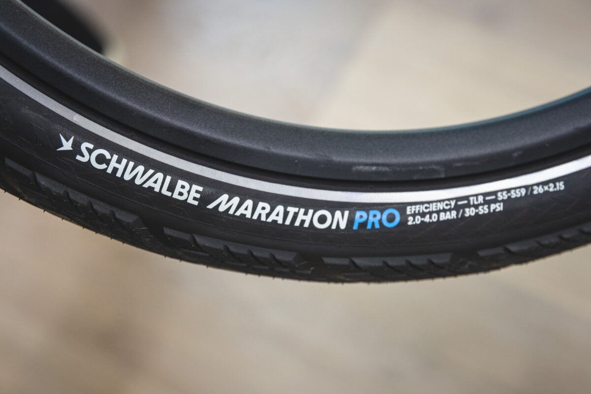 Neue Schwalbe-Reifen für City und Tour 2026: Marathon Almotion, Kojak und Johnny Watts Radial