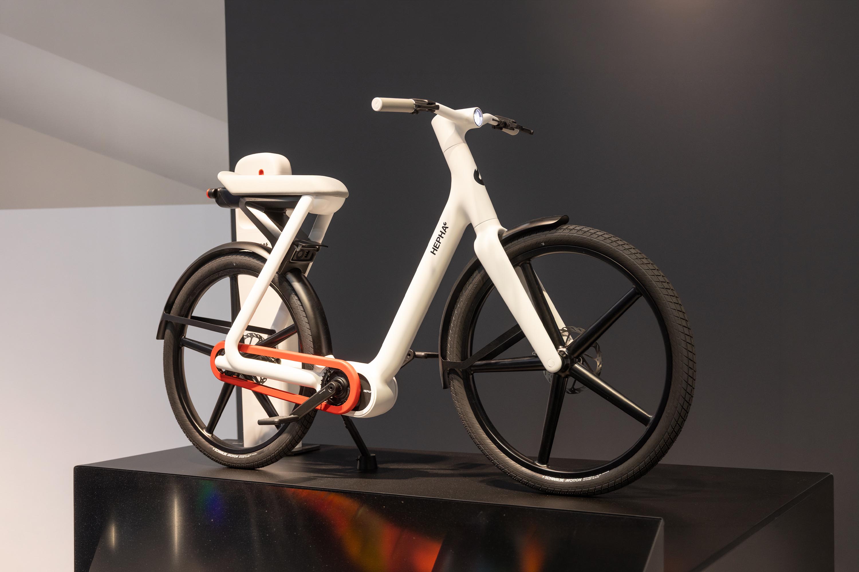Eurobike 2026 – HEPHA Urban X: Das E-Bike, das fast von selbst fährt