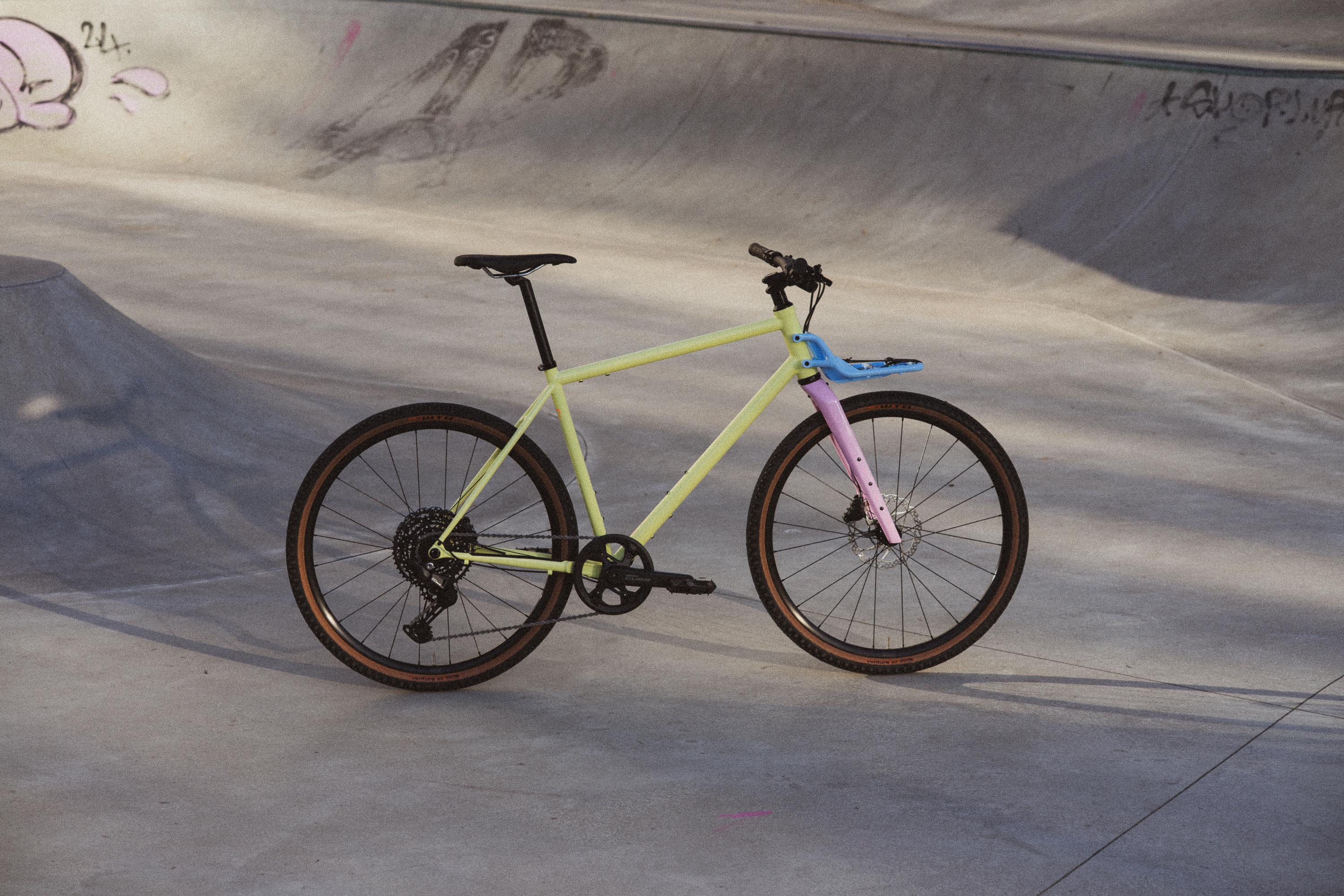 Neues Rose Hobo Cues 2026: Front-Rack für das Stahl-Gravelbike